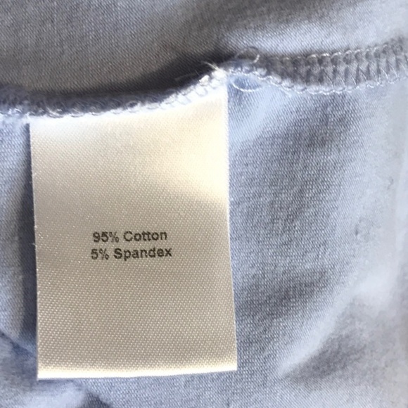 “Z” Sleeveless Ruffle Neck Blouse - Picture 5 of 6